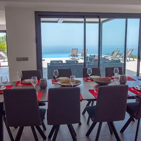 Eleonora Lux Villa